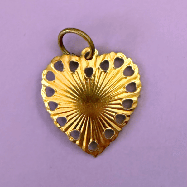 Essential: Vintage Sunburst Heart Charm