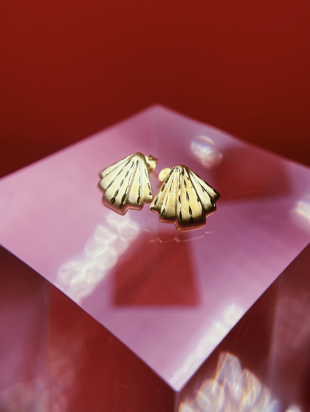 14k Deco-Inspired Fan Studs